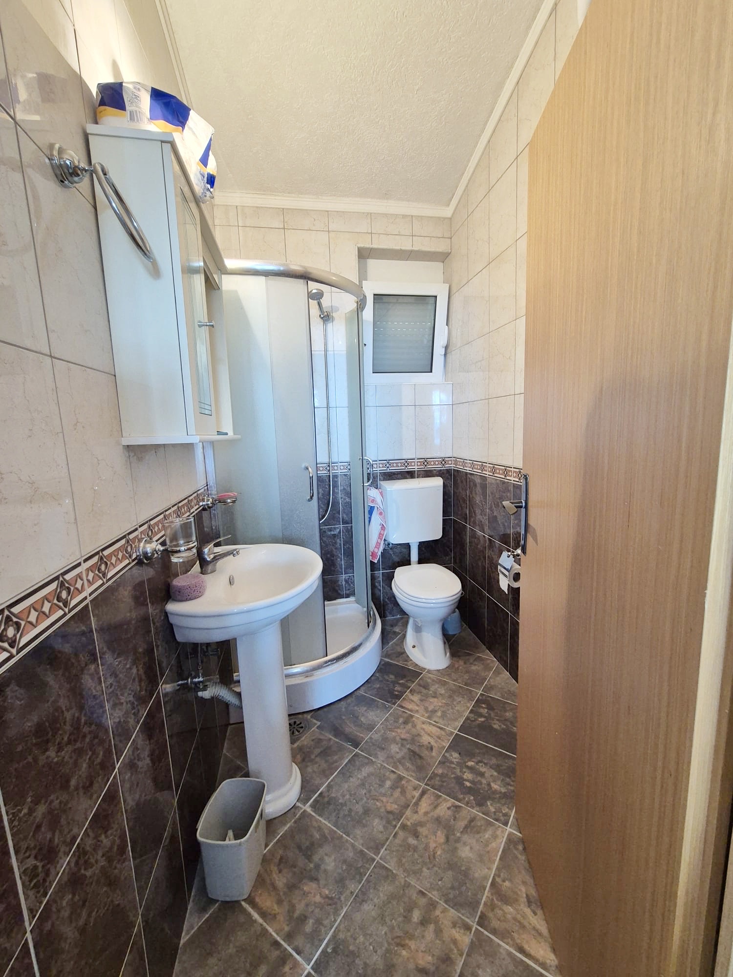 Image of House - 4 Bedrooms - 4 Bathrooms for Sale in Bar-Zagradje-Montenegro, Image 10